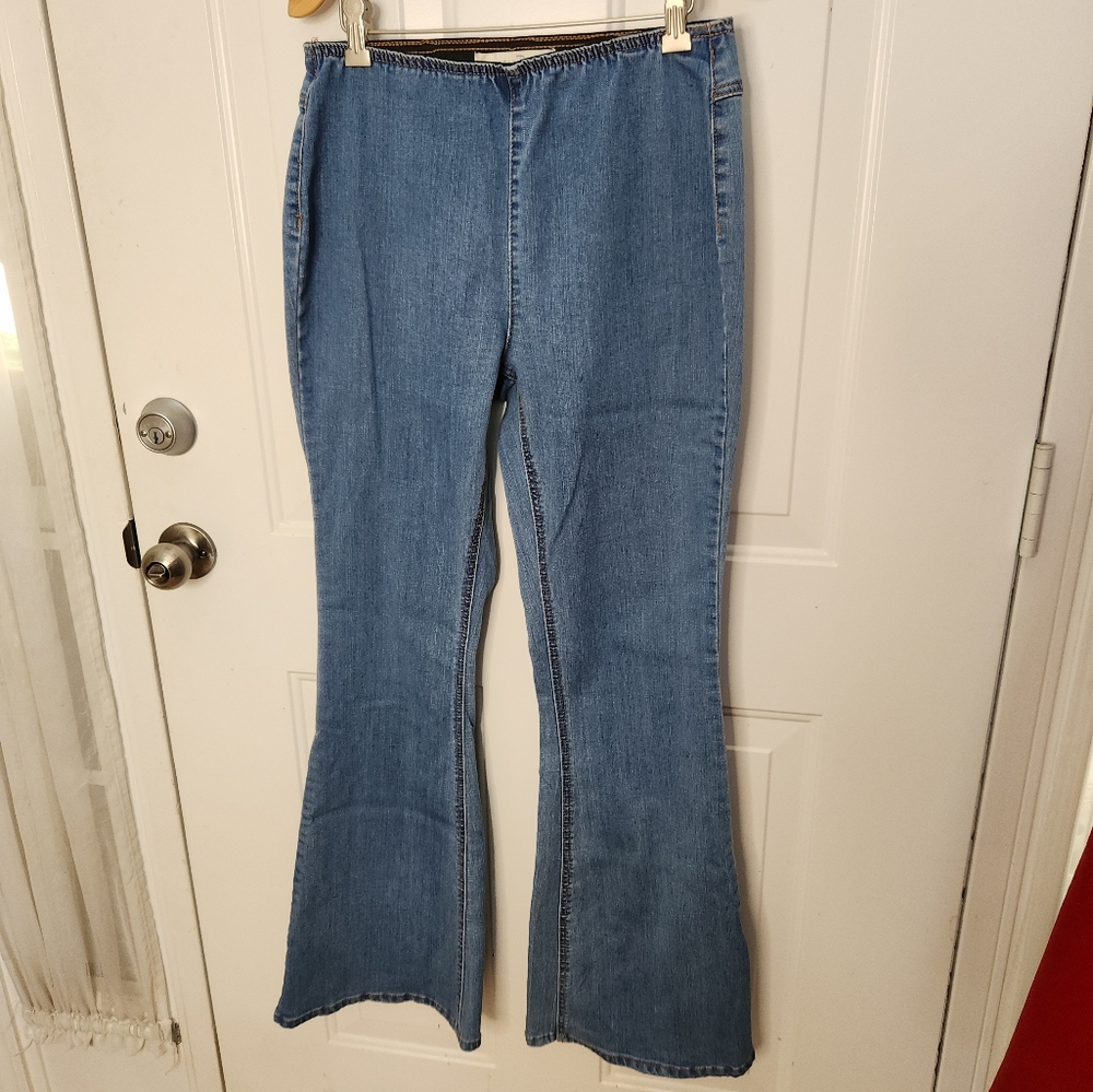 EST. 1946 Denim‎ Flare Jeans  Size 6
